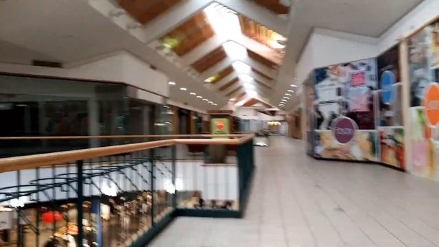 DYING MALL REVISIT Stratford Square 2020. Bloomingdale IL смотреть онлайн