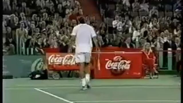 Marcelo rios smash sentado.flv смотреть онлайн