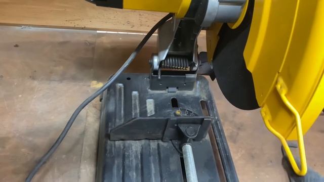 монтажная пила по металлу смотреть онлайн