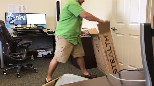 Stealth Trainer - Game Your Core Unboxing смотреть онлайн