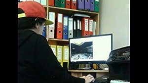 First 3D Shooter in Microsoft Excel (phone capture of gameplay)