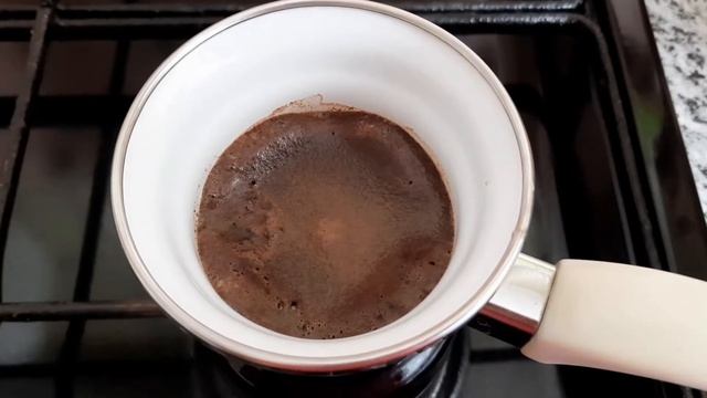 Как сварить КОФЕ с МОЛОКОМ в турке. Кофе с молоком. смотреть онлайн