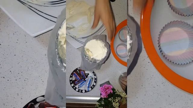 Tворожные сырки #творог #сырки #творожныесырки #готовит смотреть онлайн