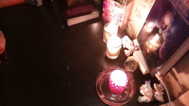 Видео будет в 3 частях) Общий таро расклад для всех. От чего вы очищаетесь? смотреть онлайн