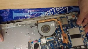 Проще некуда | Меняем матрицу на ноутбуке Lenovo IdeaPad