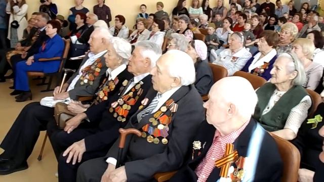 Кадеты поздравляют ветеранов смотреть онлайн