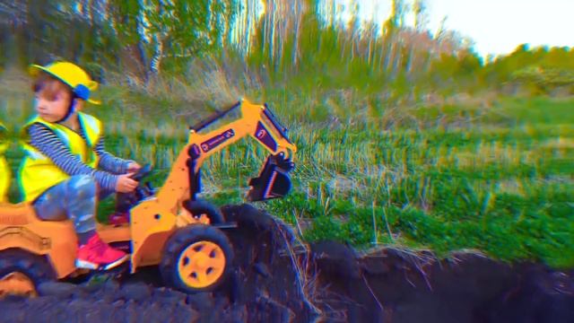 Сеня помогает починить Сломанный Трактор смотреть онлайн