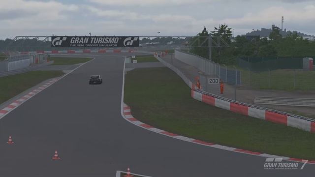 Churning through competition in my Mitsubishi Lancer Evolution Final Edition '15 смотреть онлайн