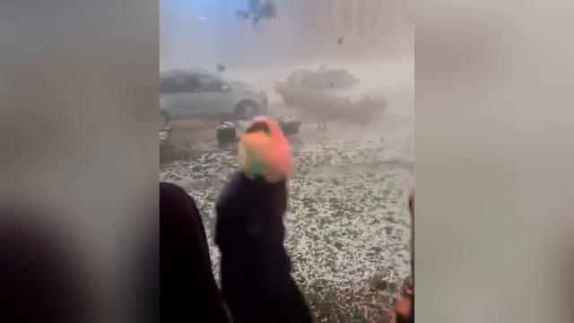Rocks fell from the sky over Africa, giant hail fell in Midrand смотреть онлайн