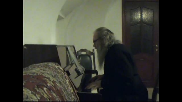 Музыкант. Поёт монах Владимир смотреть онлайн