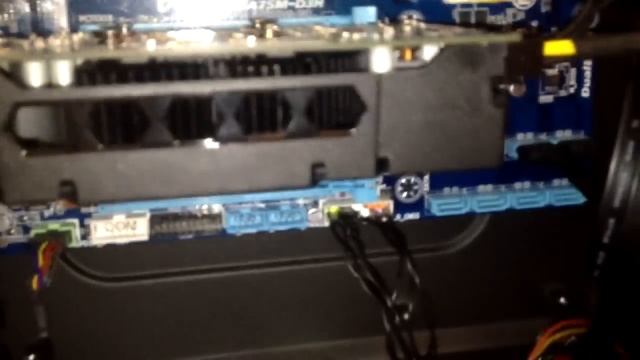 My $500 Budget Gaming PC Build (January 2013) смотреть онлайн