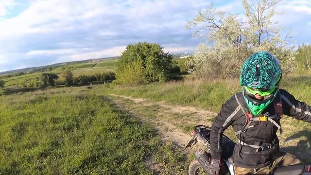 Loncin LX300 кросова траса під Києвом смотреть онлайн