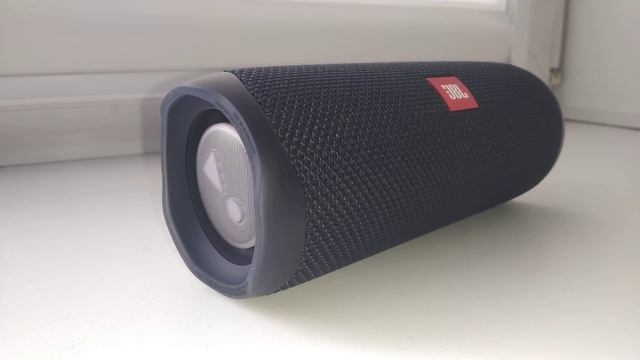 Колонка JBL FLIP 5 LFM 60% Bass Test смотреть онлайн