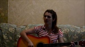 красивая девушка классно поет,красивый голос,круто спела и играет на гитаре,тала 1