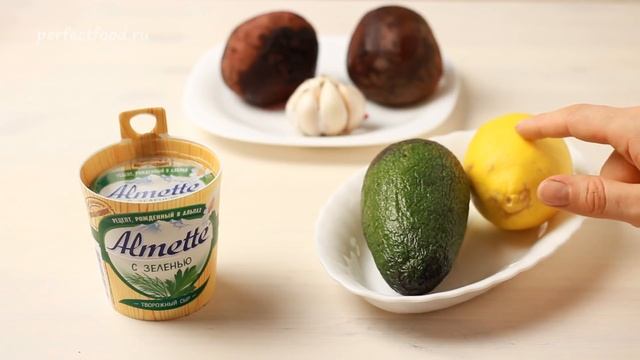 Закусочные тарталетки на Новый год 2018! Три разноцветные начинки