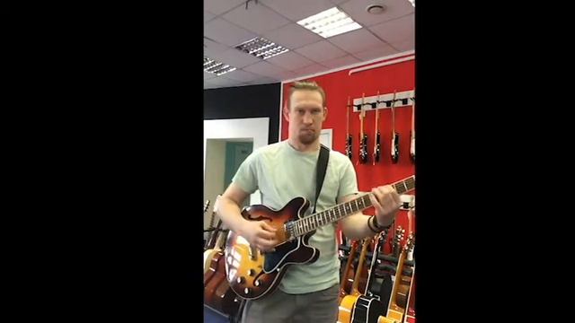 Gibson ES 339 смотреть онлайн