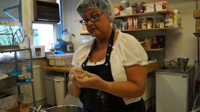 Palt cooking @ Konditori Centrum-Alvsbyn,Sweden смотреть онлайн