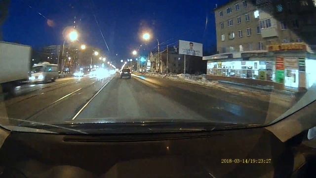 Зеркало заднего вида с видеорегистратором DUNOBIL Spiegel Saturn - ночная съёмка, основная камера