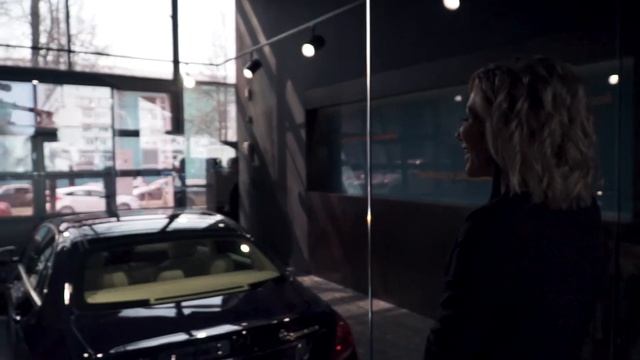 Вручение бесплатного мерседеса Владе Якушевской/ YuraPiguzovProduction смотреть онлайн