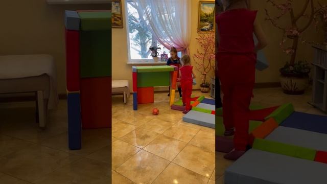 Муравейник превращается в Футбольные ворота