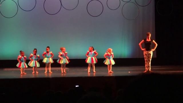 Ali Dance Recital смотреть онлайн