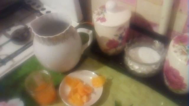 Как с подручными средствами сделать мандариновый сок Андрей Блогер ТВ смотреть онлайн