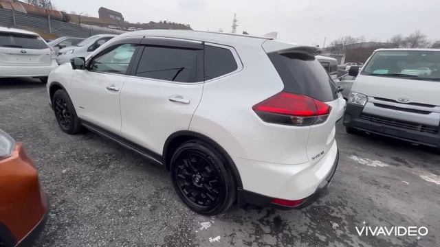 Обзор Nissan X-Trail 32 в интересных опциях . смотреть онлайн