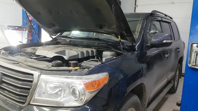 Land Cruiser 200 1ur-fe + гбо. Заметки по эксплуатации спустя 10000 км и лобовое с полным обогревом смотреть онлайн
