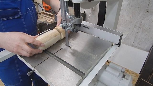 How to make a simple wood mallet. Easy woodworking project. смотреть онлайн