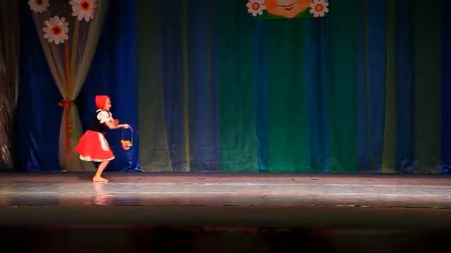 «Красная шапочка», исп В Кочергина, «Монплезир балет» смотреть онлайн