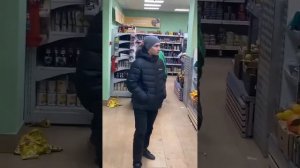 Вор в пятёрочке | скрутили воришку |  поймали магазинного вора | кража 2024 |