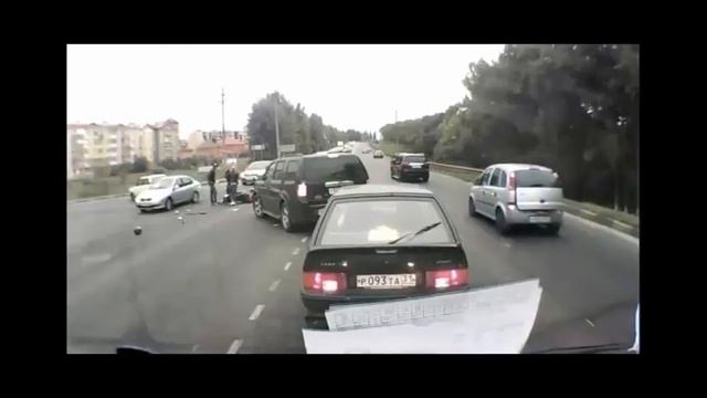 Lane Splitter Learns Why The Other Cars Stopped смотреть онлайн