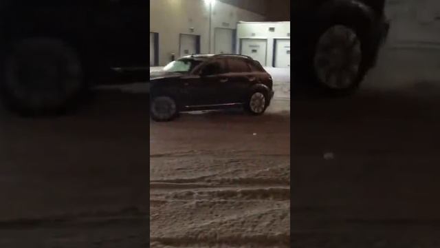 Infiniti FX- 45. Дрифт на снегу?? смотреть онлайн