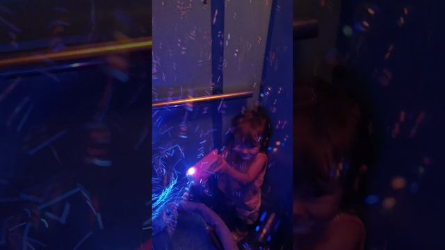 А к вашей профессии родители относятся серьезно?)