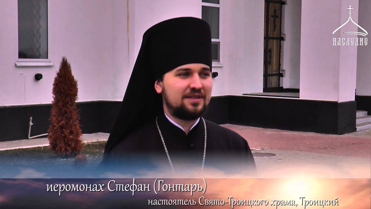 Епископ Софроний совершил литургию в сослужении монашествующих епархии смотреть онлайн