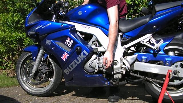 SV650s Homemade Quickshifter Test смотреть онлайн