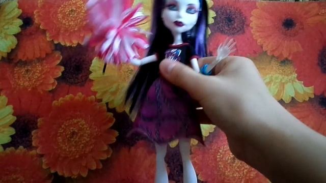 Обзор Монстер Хай*Спектра Вондергейст*Группа Поддержки-Monster High*Spectra Vondergeist*Ghoul Spiri смотреть онлайн