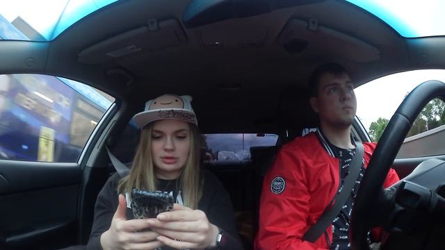 ПОДПИСЧИКИ УПРАВЛЯЮТ НАШЕЙ МАШИНОЙ | 24 ЧАСА В МАШИНЕ С СОБАКОЙ смотреть онлайн