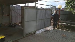 Откатные ворота без привода закрытие