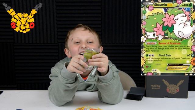 Pokemon TCG - GENERATIONS ELITE TRAINER BOX!!! смотреть онлайн