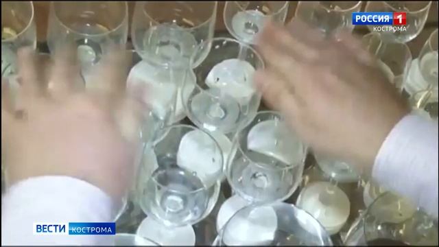 Участники Венецианского карнавала сыграют костромичам музыку на стекле смотреть онлайн