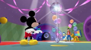 Dance Party at the Clubhouse ?| Mickey Mornings | Mickey Mouse Clubhouse | Disney Junior