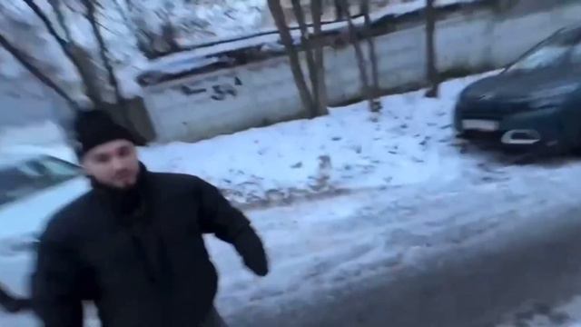 Продолжение ДЕКСТЕР наглый пацан притворился крутым, но на самом деле он его обокрал