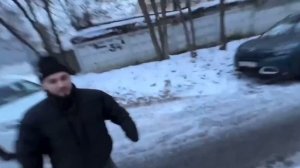 Продолжение ДЕКСТЕР наглый пацан притворился крутым, но на самом деле он его обокрал