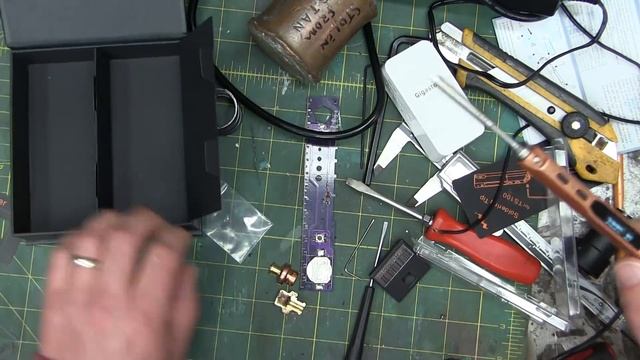 BOLTR: TS 100 Soldering Iron | Quickie смотреть онлайн