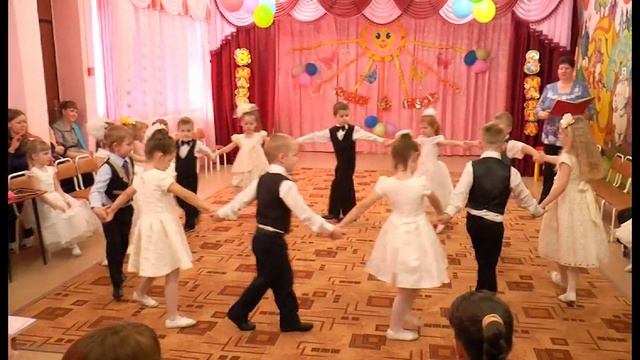 Танец: "Кадриль с остановками" смотреть онлайн