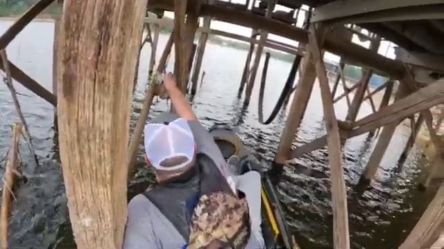 Kayak bass Fishing with the Bass Master Elites on Lake Fork смотреть онлайн