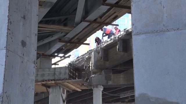 В Иркутске приступили к ремонту дорог. смотреть онлайн