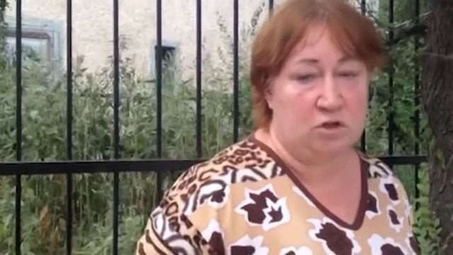 Мнение жителей двора на Огородной по поводу хоккейной коробки смотреть онлайн