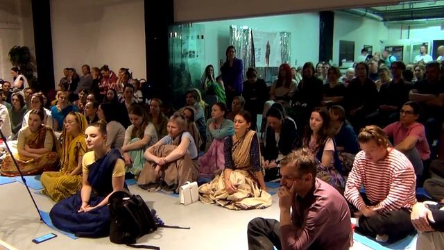 02 04 23 Лекция Шаранагати прабху на воскресной программе смотреть онлайн